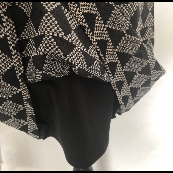 A.Byer  dress bell sleeves keyhole Sz M - Picture 7 of 8